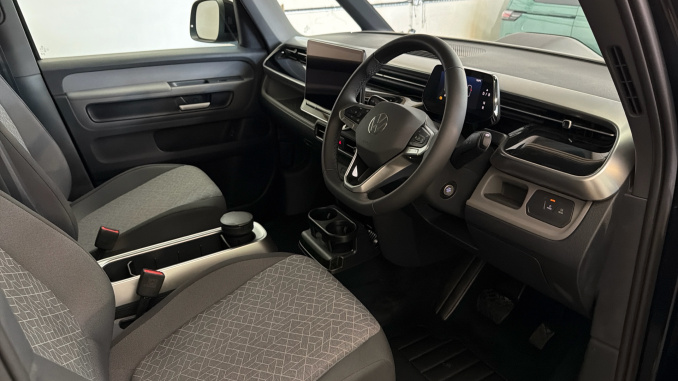 Volkswagen ID. Buzz 210kW Life Pro 86kWh 5dr LWB Auto [7 Seat] Electric Estate - Image 6